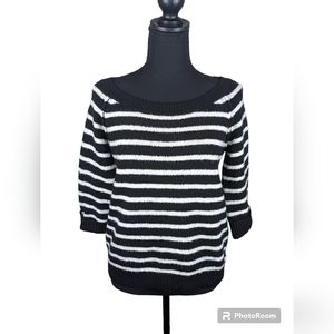 Arizona Jeans Co. | Black & White 3/4 sleeve Juniors Sweater Size (XL)
